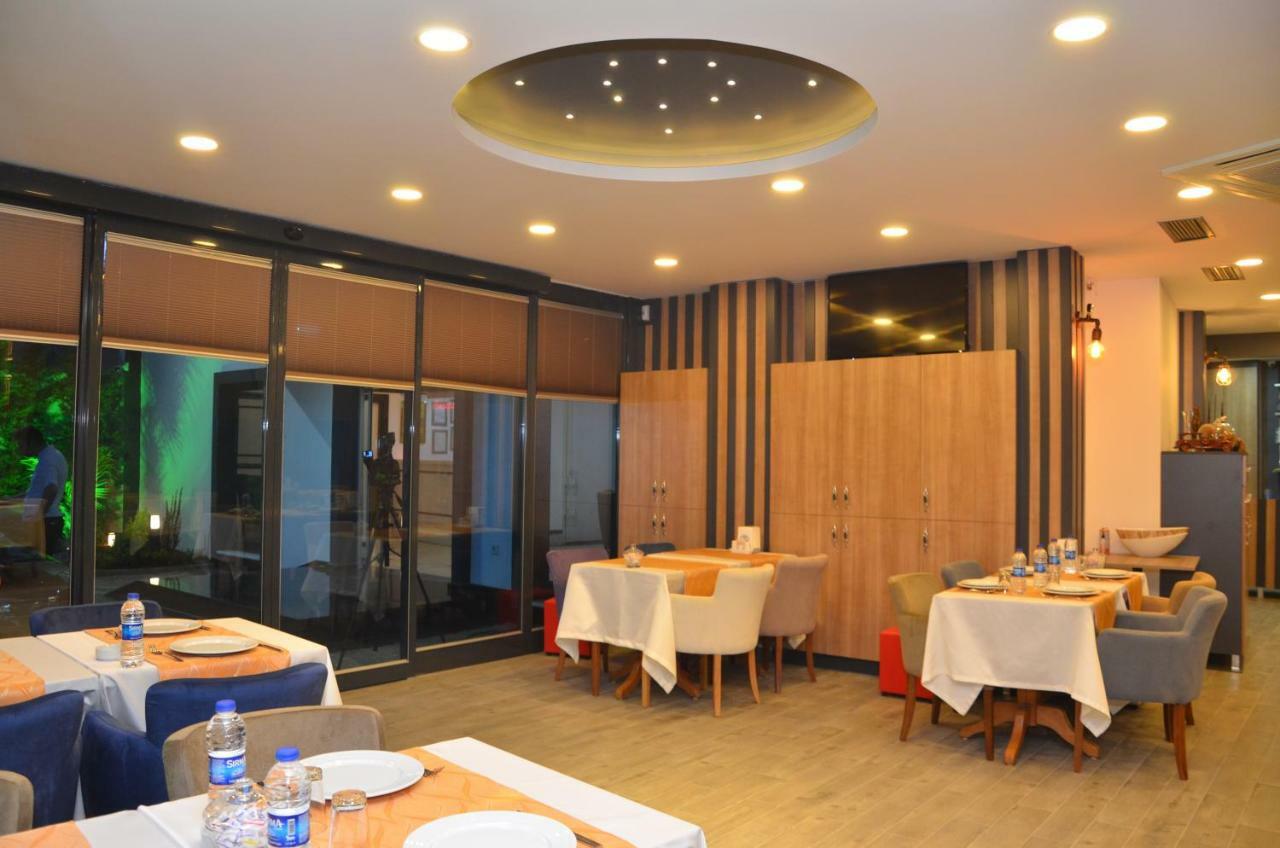 Grand Lark Hotel Adalar Ngoại thất bức ảnh