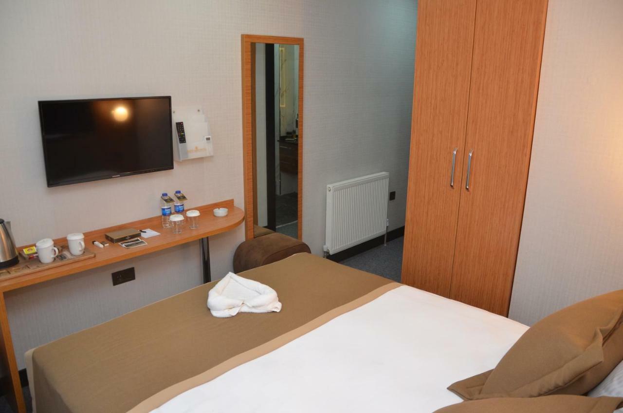 Grand Lark Hotel Adalar Ngoại thất bức ảnh